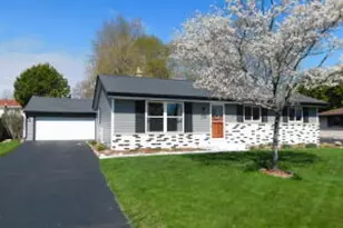 309 Judge Dr, Saukville, WI 53080 - Photo 1