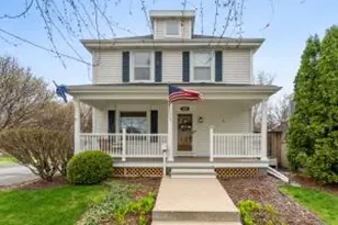 857 N 8th St, Manitowoc, WI 54220 - Photo 1