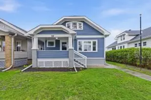 1102 Walton Ave, Racine, WI 53402 - Photo 1