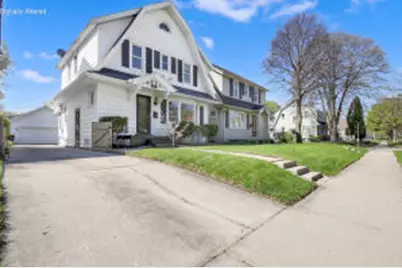 8229  Gridley Ave, Wauwatosa, WI 53213 - Photo 1