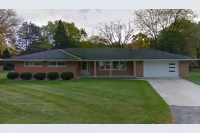 2341 W Daphne Rd, Glendale, WI 53209 - Photo 1