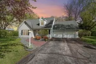 S76W23210 Woodland Ct, Vernon, WI 53103 - Photo 1