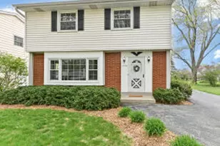 1720 N 117th St, Wauwatosa, WI 53226 - Photo 1