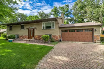 501  Sue Ann Dr, Lake Geneva, WI 53147 - Photo 1