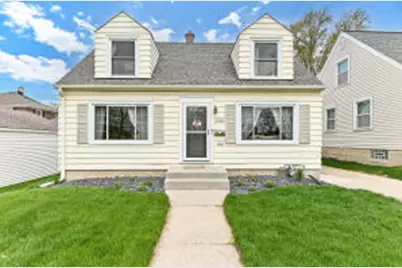 7926 W Wright St, Wauwatosa, WI 53213 - Photo 1