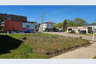 823  45th St, Kenosha, WI 53140 - Photo 1