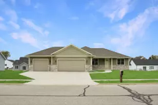 507 Sycamore Pl, Theresa, WI 53091 - Photo 1