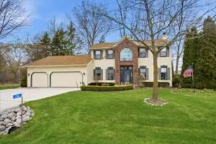 2146 Waverly Ct, Sheboygan, WI 53083 - Photo 1