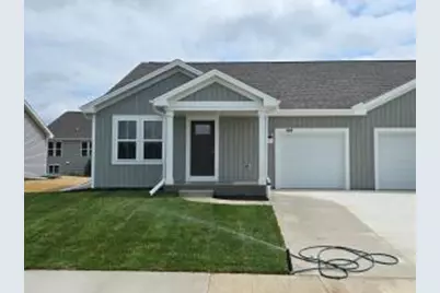 630  Harvest Ln, Hartford, WI 53027 - Photo 1