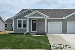 630 Harvest Ln, Hartford, WI 53027 - Photo 1