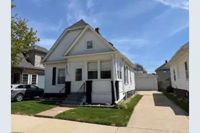 2031  Superior St, Racine, WI 53402 - Photo 1