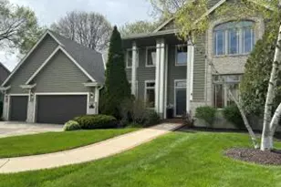 14220 W North Oak Blvd, New Berlin, WI 53151 - Photo 1