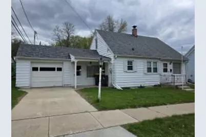 239 E Seventh St, Richland Center, WI 53581 - Photo 1