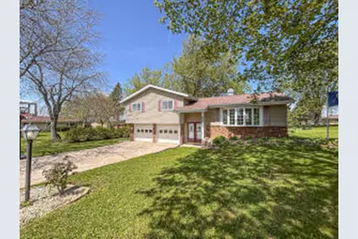 797  Circle Dr, Hustisford, WI 53034 - Photo 1