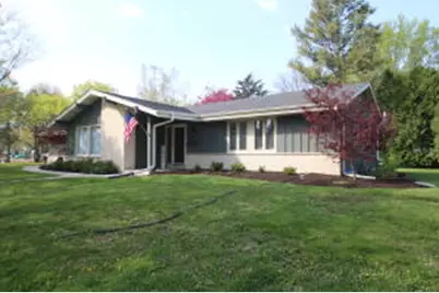 N93W6266  Arbor Dr, Cedarburg, WI 53012 - Photo 1