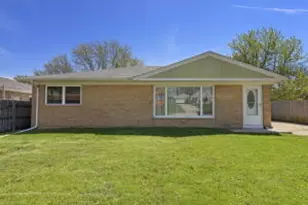 1237 Virginia St, Racine, WI 53405 - Photo 1