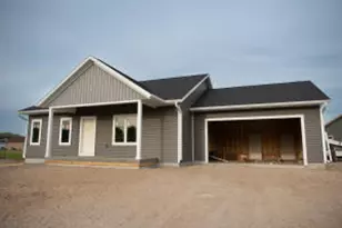 2385 Hanson Pl, Sparta, WI 54656 - Photo 1