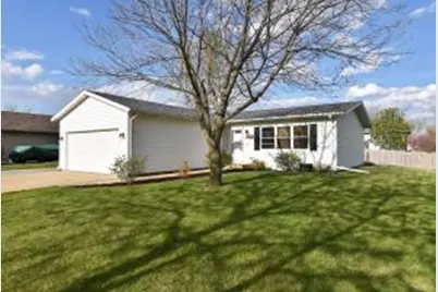 6043  245th Ave, Paddock Lake, WI 53168 - Photo 1