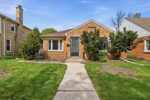 5723 N Crestwood Blvd, Glendale, WI 53209 - Photo 1