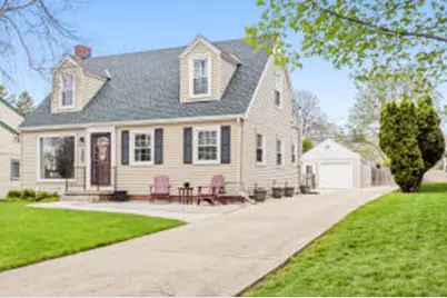 8314 N Regent Rd, Fox Point, WI 53217 - Photo 1