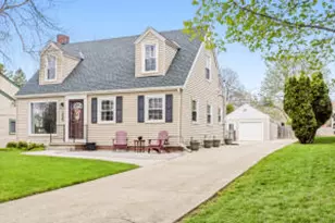 8314 N Regent Rd, Fox Point, WI 53217 - Photo 1