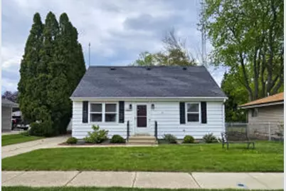 2726  84th St, Kenosha, WI 53143 - Photo 1