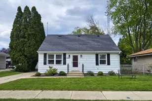 2726 84th St, Kenosha, WI 53143 - Photo 1