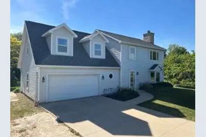 511  Cheyenne Ave, Grafton, WI 53024 - Photo 1