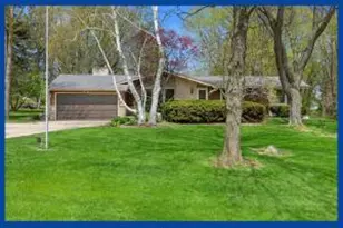 1135 Country Highlands Dr, Richfield, WI 53033 - Photo 1