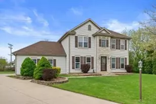 7589 S Pacific St, Franklin, WI 53132 - Photo 1