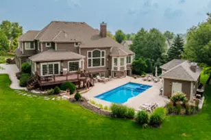 W210N5415 Carters Crossing Cir, Menomonee Falls, WI 53051 - Photo 1