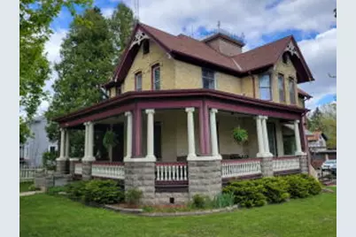 305 N Washington St, Watertown, WI 53094 - Photo 1