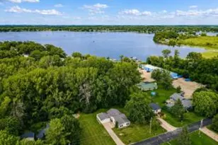 W9370 Burr Ln, Oakland, WI 53523 - Photo 1
