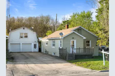 1207  Grant St, Lake Geneva, WI 53147 - Photo 1