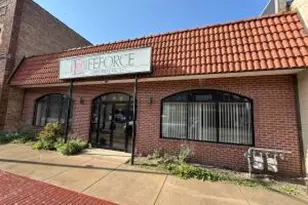 3204 Washington Ave, Racine, WI 53405 - Photo 1