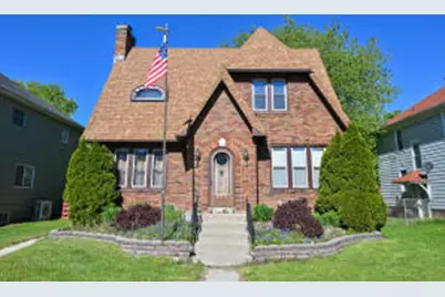 2040  Saint Clair St, Racine, WI 53402 - Photo 1