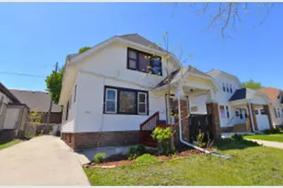 2931  Olive St, Racine, WI 53403 - Photo 1