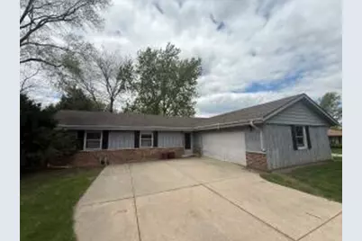 7245 S 35th St, Franklin, WI 53132 - Photo 1