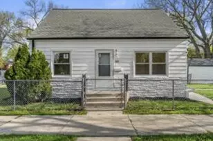 4430 W Glendale Ave, Milwaukee, WI 53218 - Photo 1