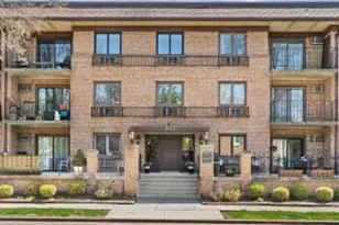 303 E Henry Clay St, Whitefish Bay, WI 53217 - Photo 1