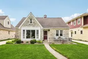 4949 N Idlewild Ave, Whitefish Bay, WI 53217 - Photo 1