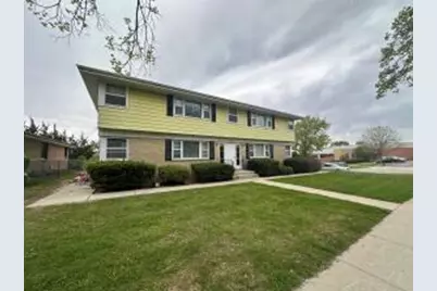 3021 W Wanda Ave, Milwaukee, WI 53221 - Photo 1