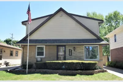 2500 N 116th St, Wauwatosa, WI 53226 - Photo 1