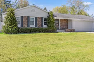 521 W 3rd St, Waldo, WI 53093 - Photo 1