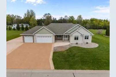 5770 W Natures Ln, Grand Chute, WI 54914 - Photo 1