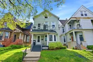 1671 N Marshall St, Milwaukee, WI 53202 - Photo 1