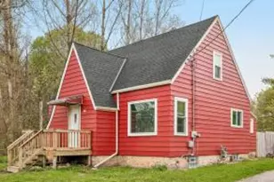 131 Fillmore St, Fredonia, WI 53021 - Photo 1