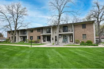 1684 S Carriage Ln, New Berlin, WI 53151 - Photo 1
