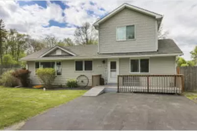 606  Gatewood Dr, Twin Lakes, WI 53181 - Photo 1