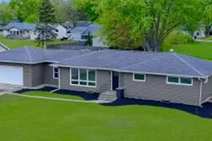35728 90th Pl, Randall, WI 53181 - Photo 1
